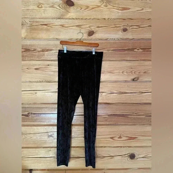 Target Mossimo Supply Co. crushed velvet black leggings size large - Picture 3 of 5